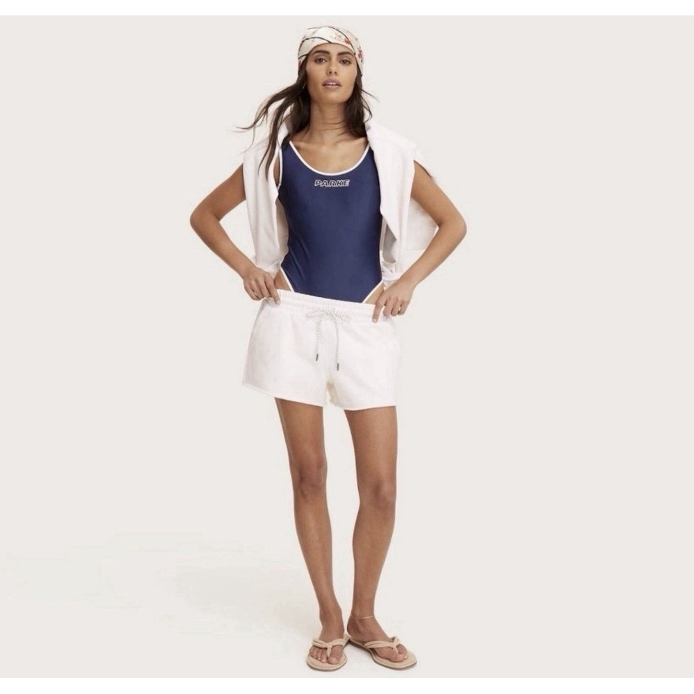 Women's Mid-Rise Pull-On Sweatshorts Parke x Target Cream Size‎ Large NWT
